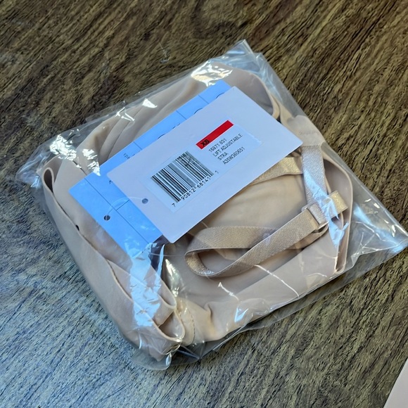 NWT True & Co True Body Triangle Adjustable Strap Bra Desert Nude Dulce Size XS - Picture 12 of 12